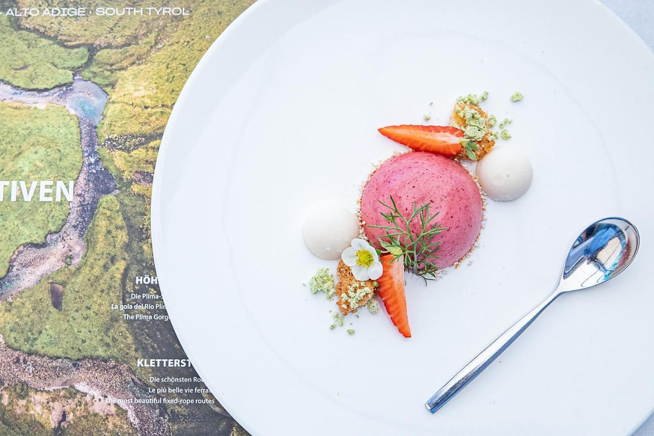 Vegan Hotel La Vimea Naturns Buitenkant foto