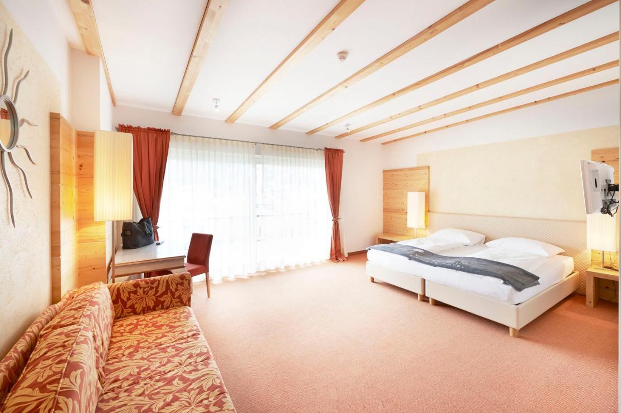 Vegan Hotel La Vimea Naturns Buitenkant foto